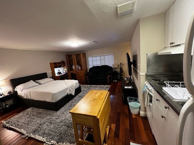 Furnished Finder property 417716_1 photo 22