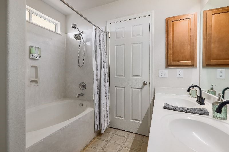 Furnished Finder property 417741_1 photo 17