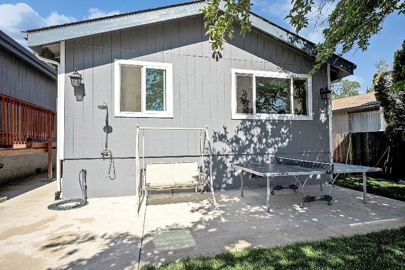 Furnished Finder property 417784_1 photo 32