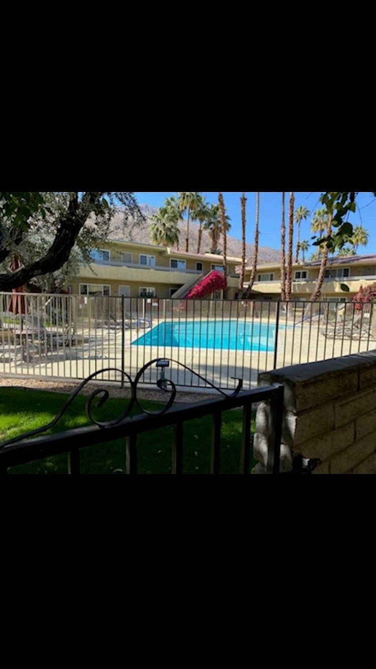 Furnished Finder property 417800_1 photo 4