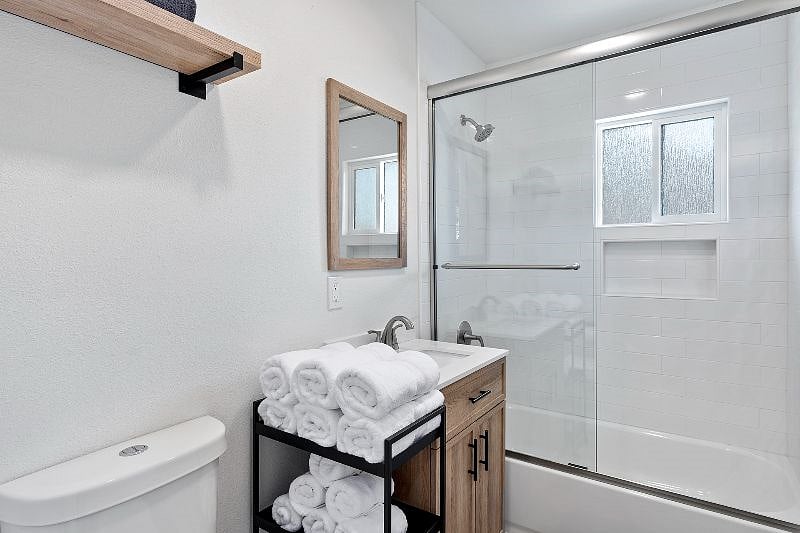 Furnished Finder property 417805_1 photo 8