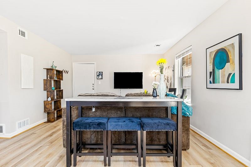 Furnished Finder property 417812_1 photo 7