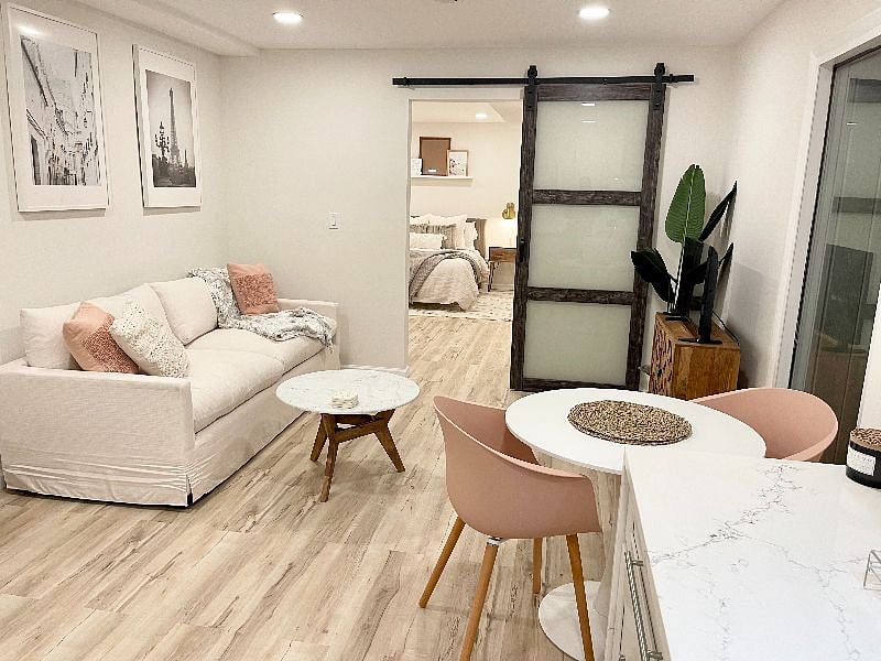 Furnished Finder property 417822_1 photo 3