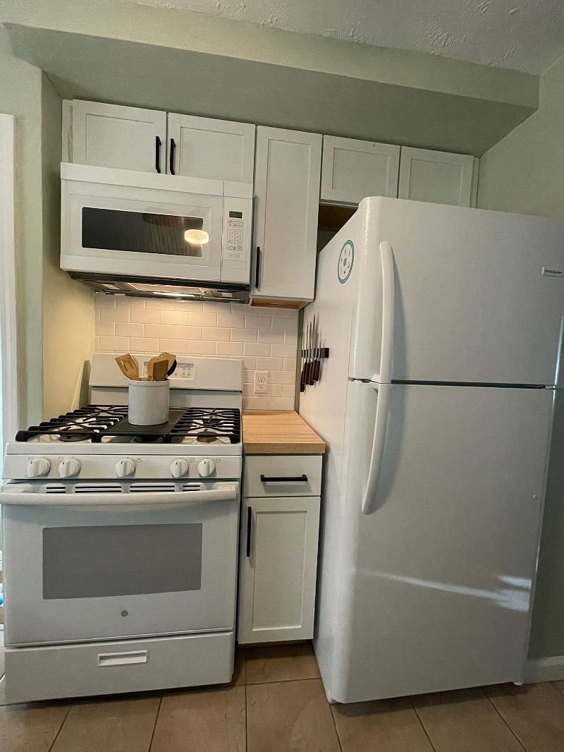 Furnished Finder property 417834_1 photo 3