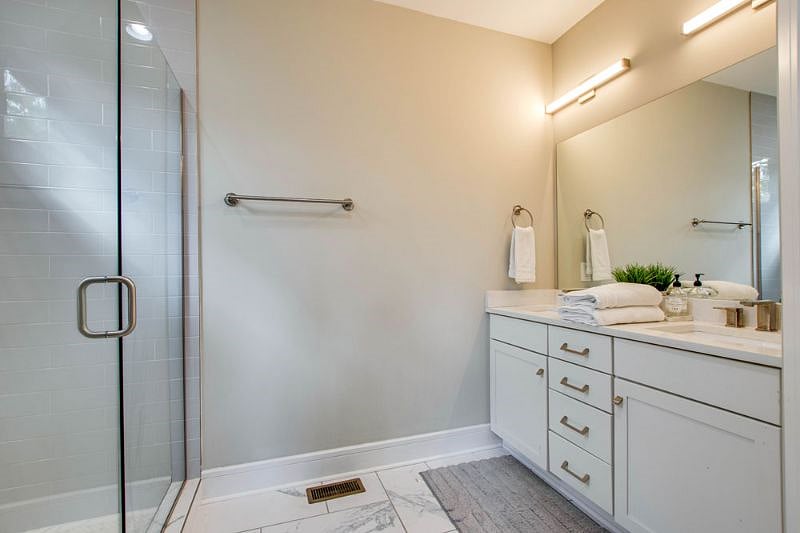 Furnished Finder property 417896_2 photo 10