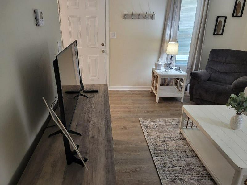 Furnished Finder property 417912_1 photo 7