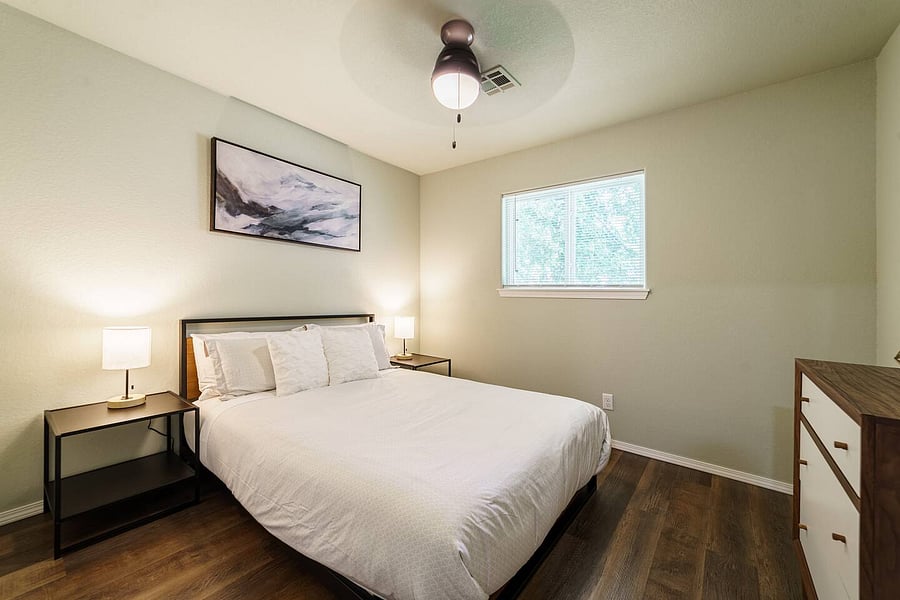 Furnished Finder property 417928_2 photo 30