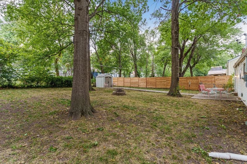 Furnished Finder property 417940_1 photo 17