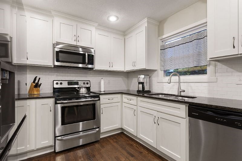 Furnished Finder property 417940_1 photo 7