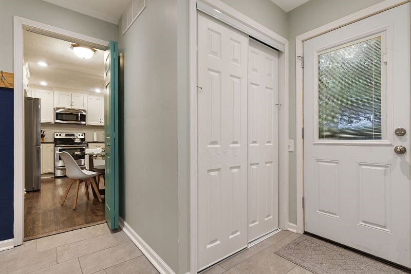 Furnished Finder property 417940_1 photo 15