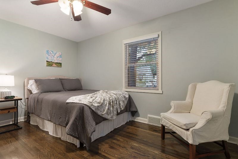 Furnished Finder property 417940_1 photo 9