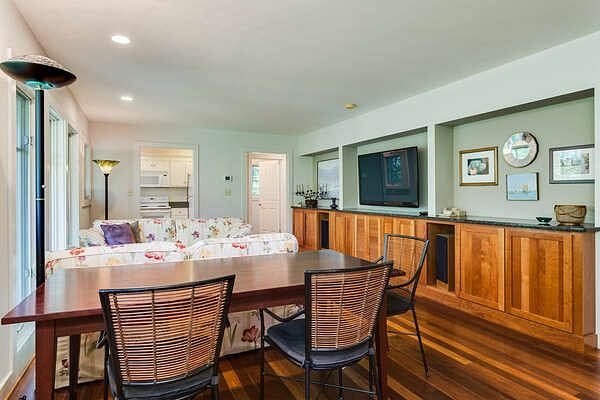 Furnished Finder property 417957_1 photo 2
