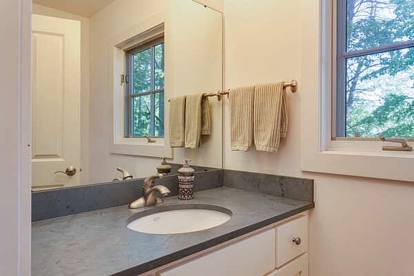 Furnished Finder property 417957_1 photo 9