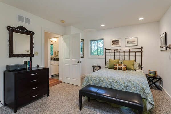 Furnished Finder property 417957_1 photo 10