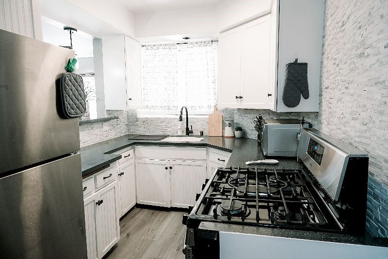 Furnished Finder property 417976_1 photo 15
