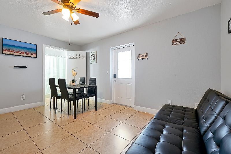 Furnished Finder property 417990_1 photo 6