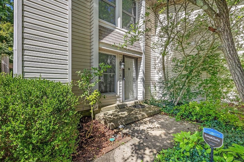 Furnished Finder property 418003_1 photo 2