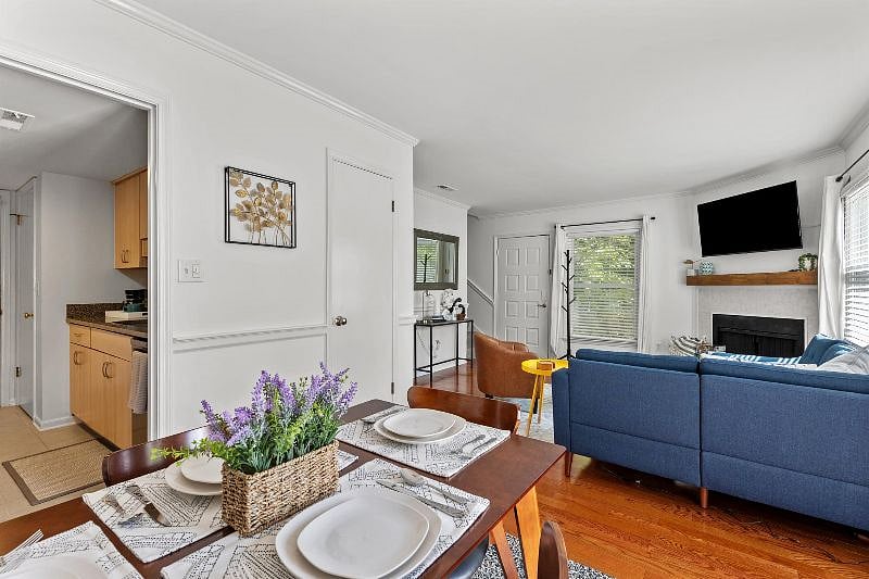 Furnished Finder property 418003_1 photo 11
