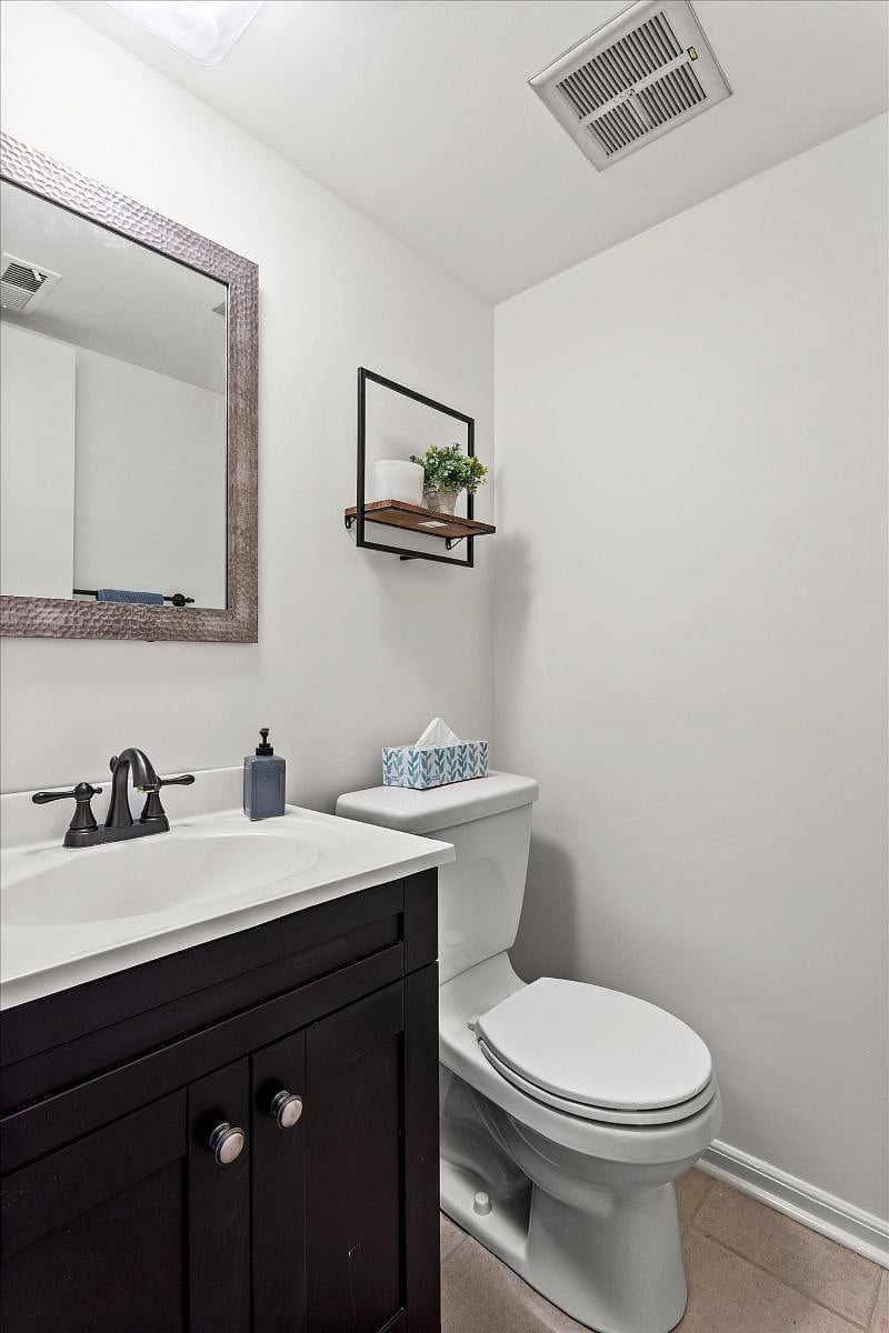Furnished Finder property 418003_1 photo 18