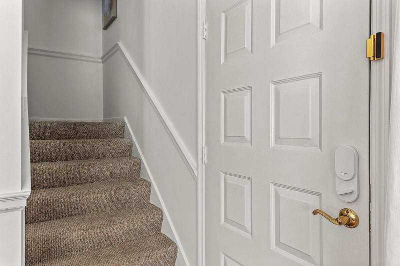 Furnished Finder property 418003_1 photo 16