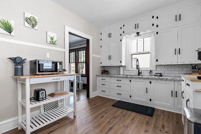 Furnished Finder property 418029_1 photo 12