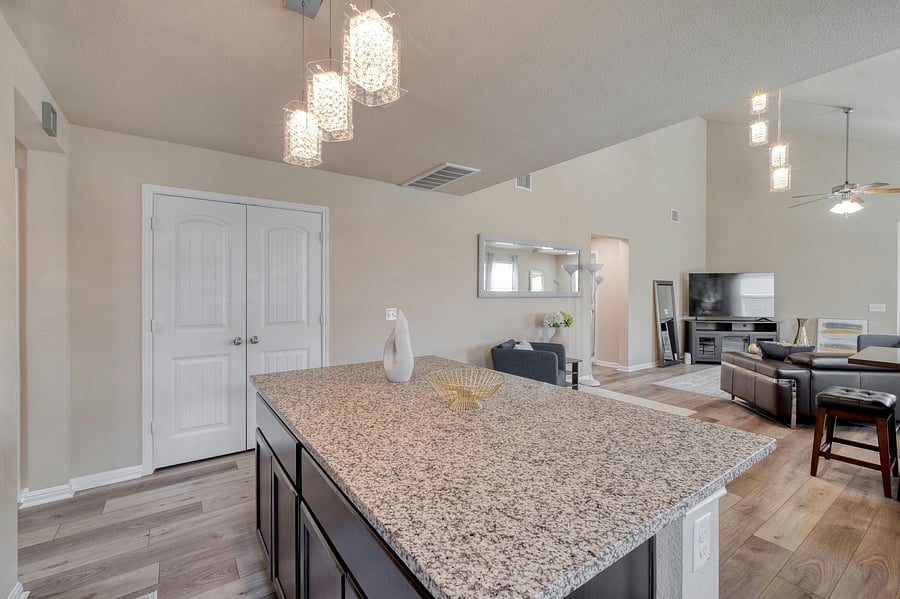 Furnished Finder property 418035_1 photo 8