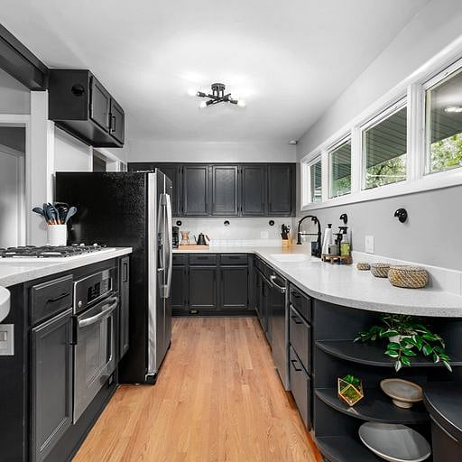 Furnished Finder property 418086_1 photo 9