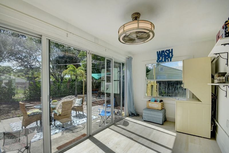 Furnished Finder property 418100_1 photo 29