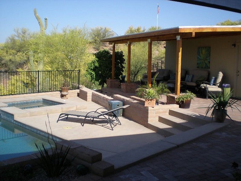 Several patio areas to enjoy