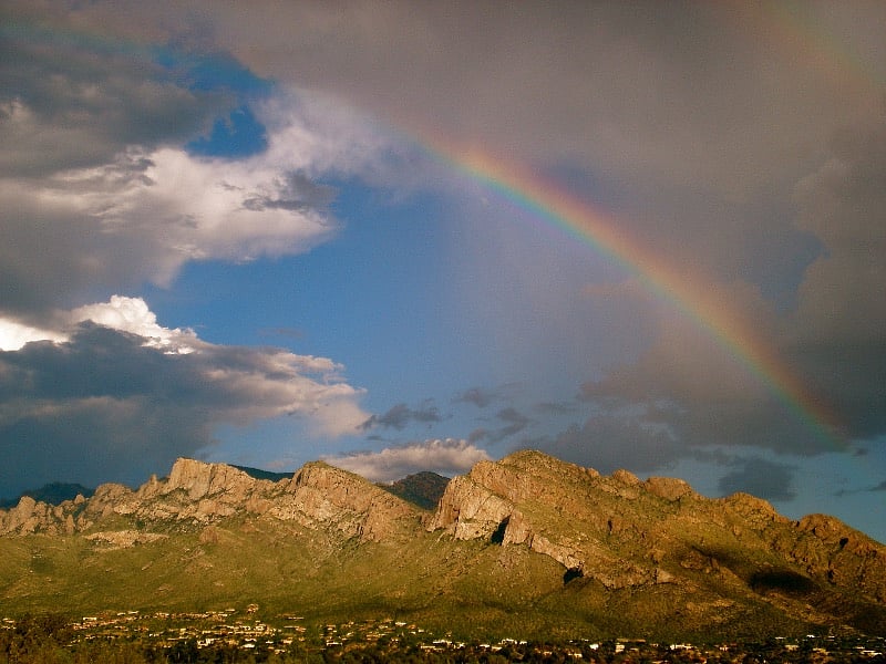 Sweeping views of the Santa Catalina Mountains