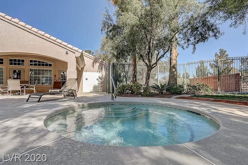 Furnished Finder property 418135_1 photo 39