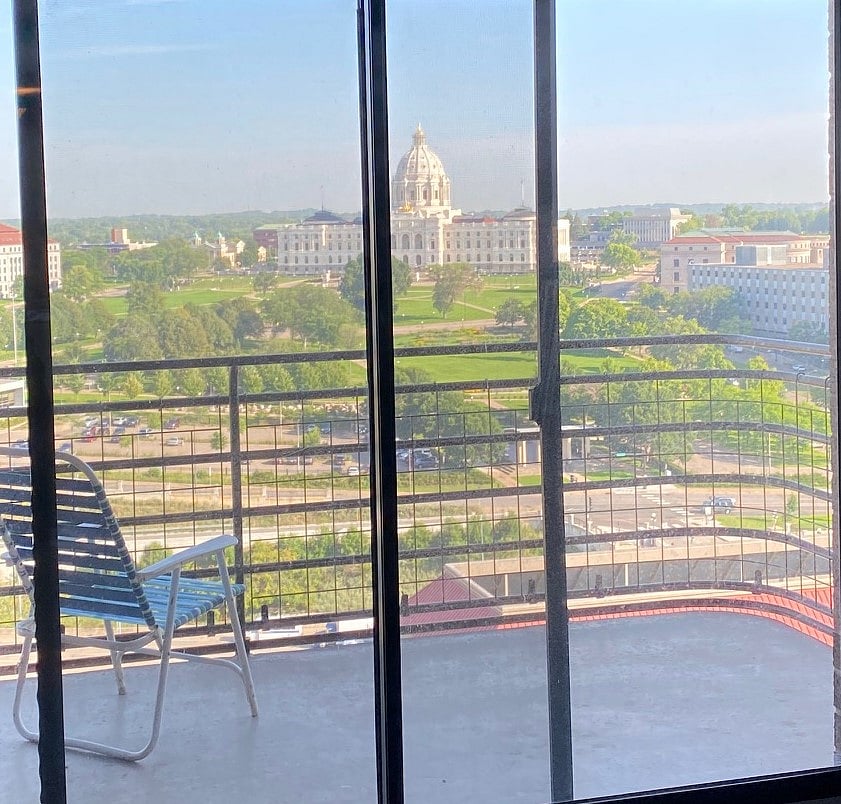 This is the view from the full-length balcony.  This is the reason we love spending time here!  We're downtown, but have no feelings of being closed in.