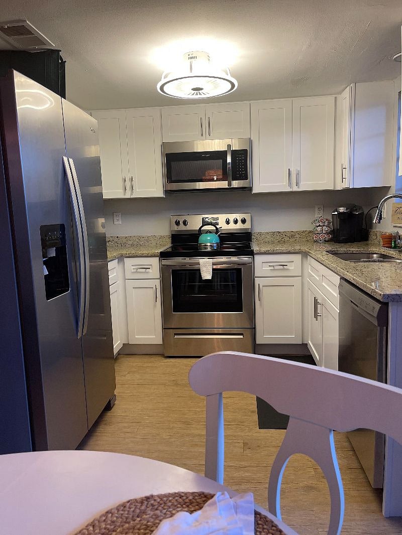 Furnished Finder property 418202_1 photo 18