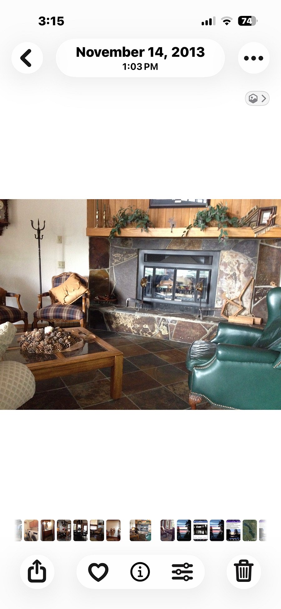 Upper living room with vaulted ceilings