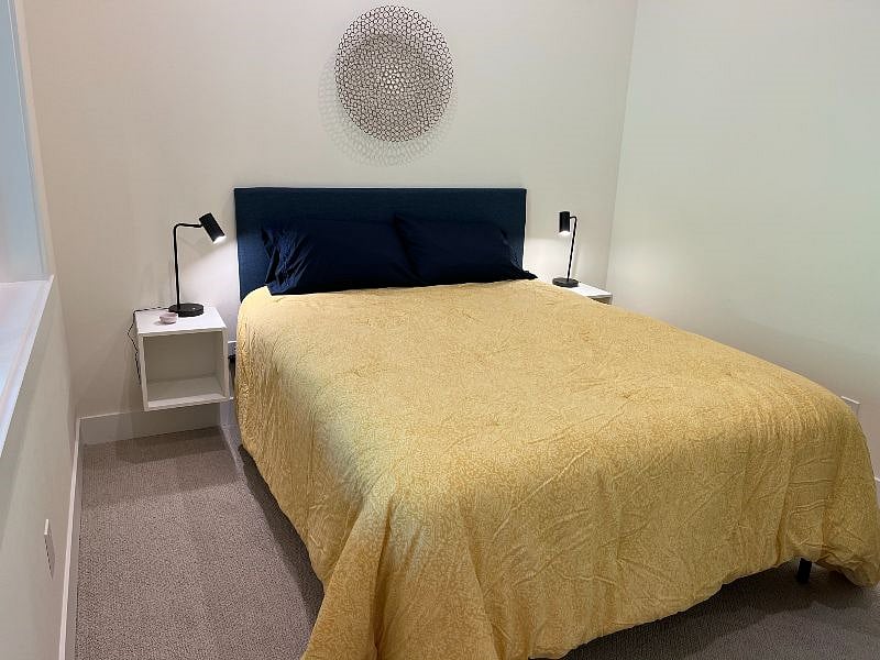 Queen bed