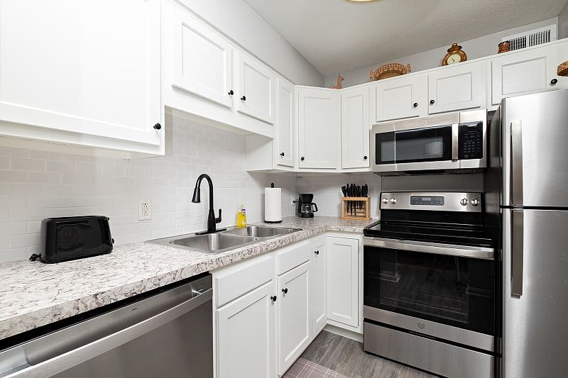 Fully Stocked Kitchen