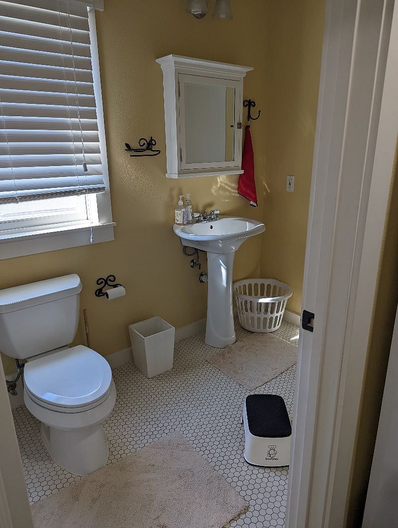 Furnished Finder property 418359_1 photo 10