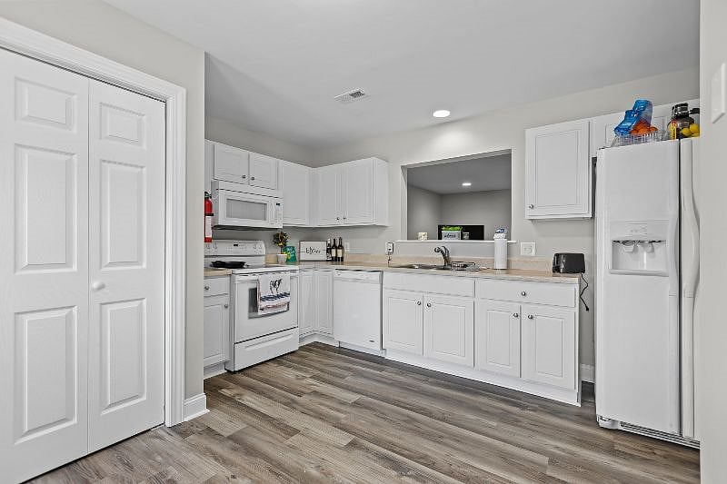 Furnished Finder property 418360_1 photo 10