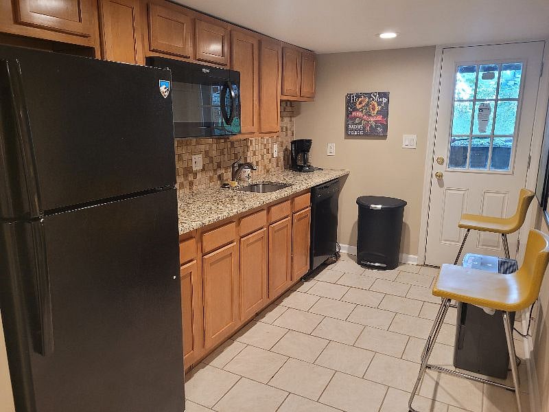 Furnished Finder property 418364_1 photo 3