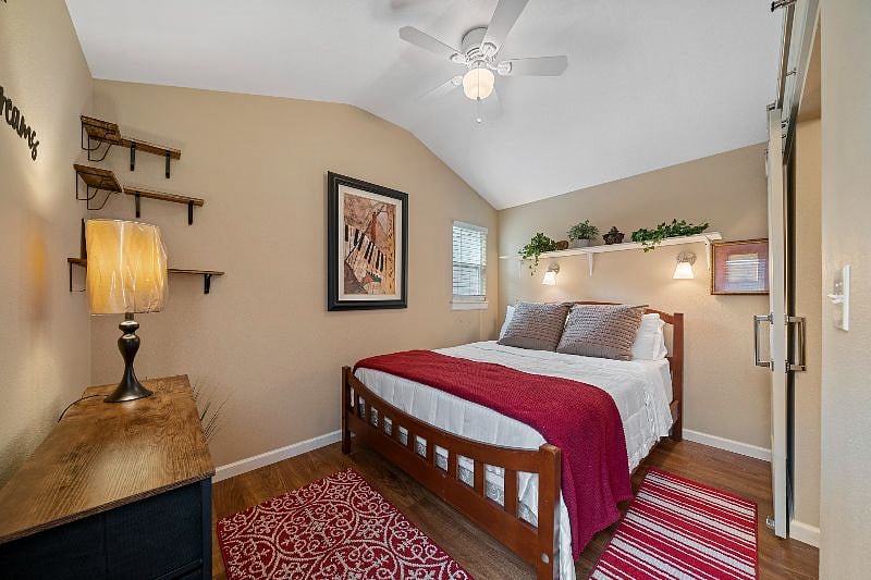 Furnished Finder property 418434_1 photo 7