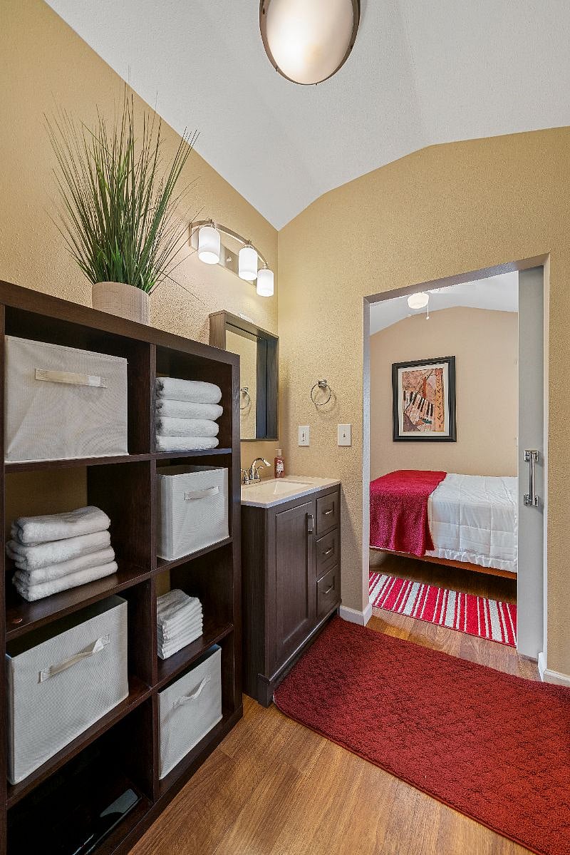 Furnished Finder property 418434_1 photo 8