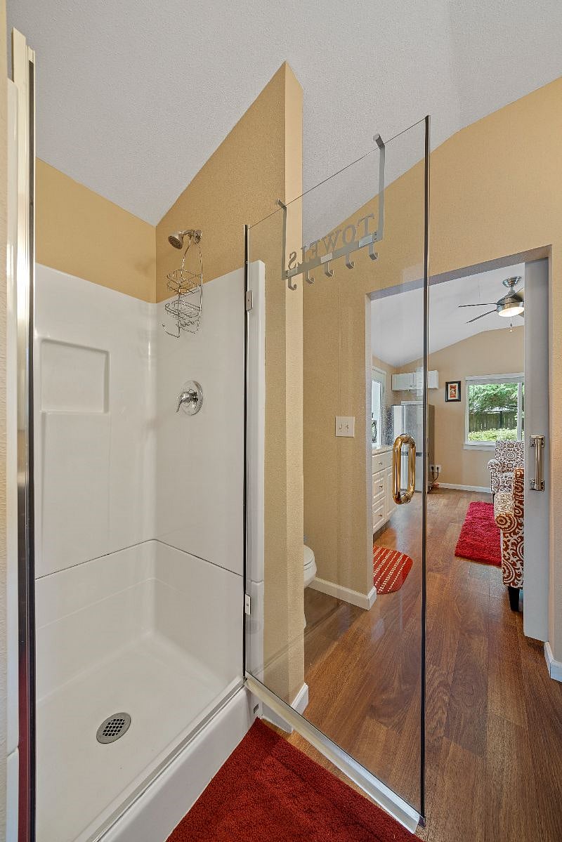 Furnished Finder property 418434_1 photo 9