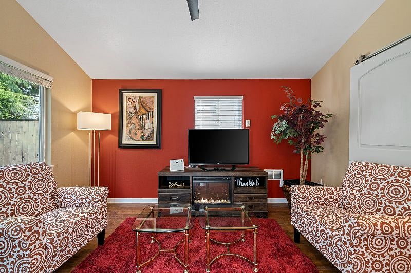Furnished Finder property 418434_1 photo 10