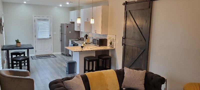 Furnished Finder property 418441_1 photo 20
