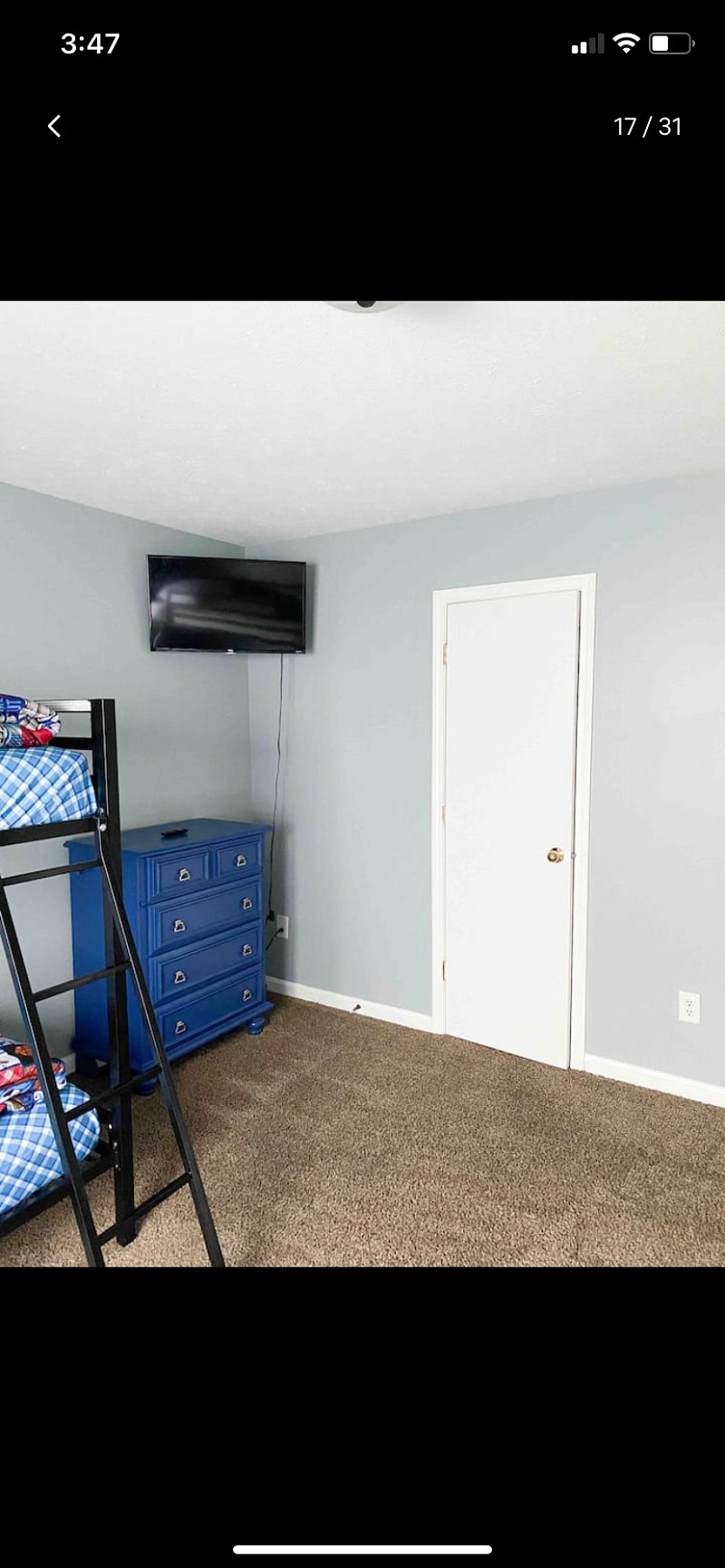 Smart Tv and walk-in closet in bunk room