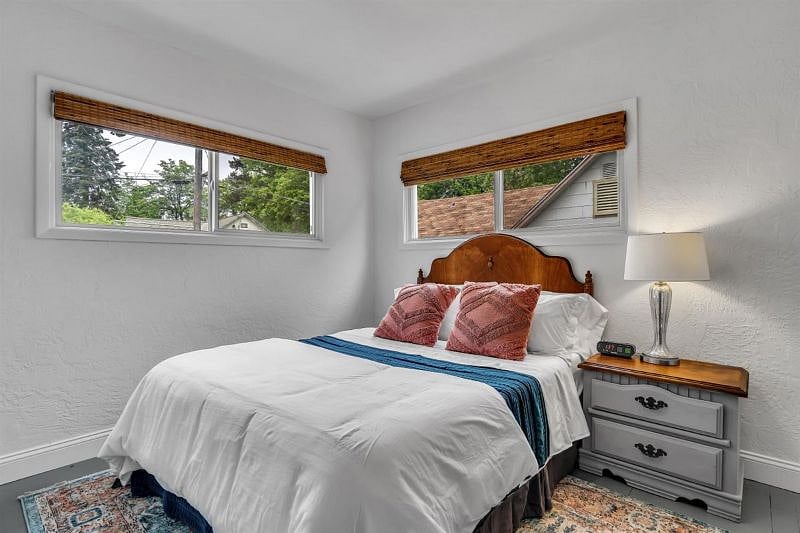 Furnished Finder property 418481_1 photo 15