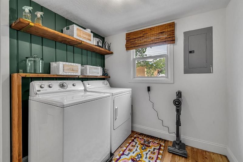 Furnished Finder property 418481_1 photo 25