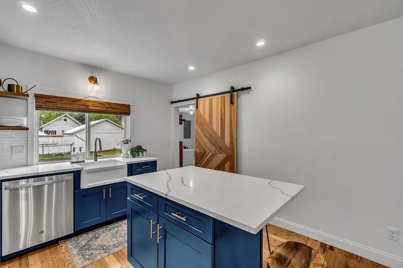 Furnished Finder property 418481_1 photo 28