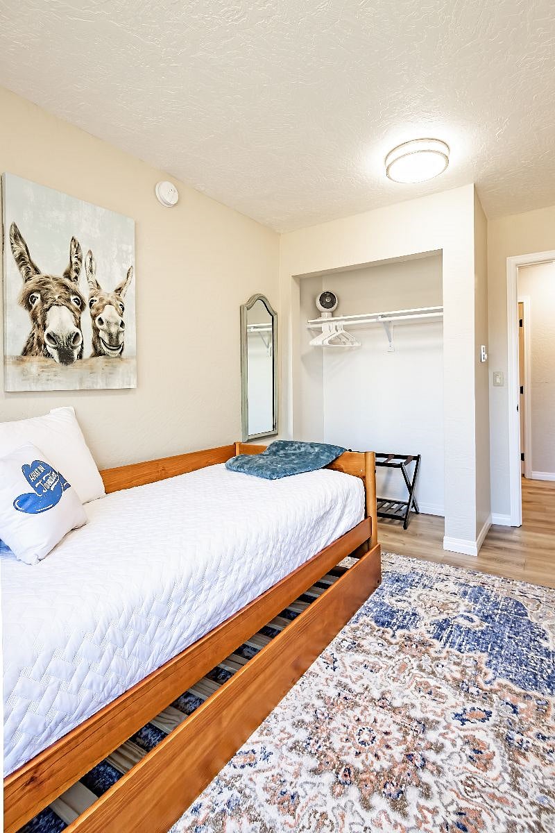 Furnished Finder property 418490_1 photo 24