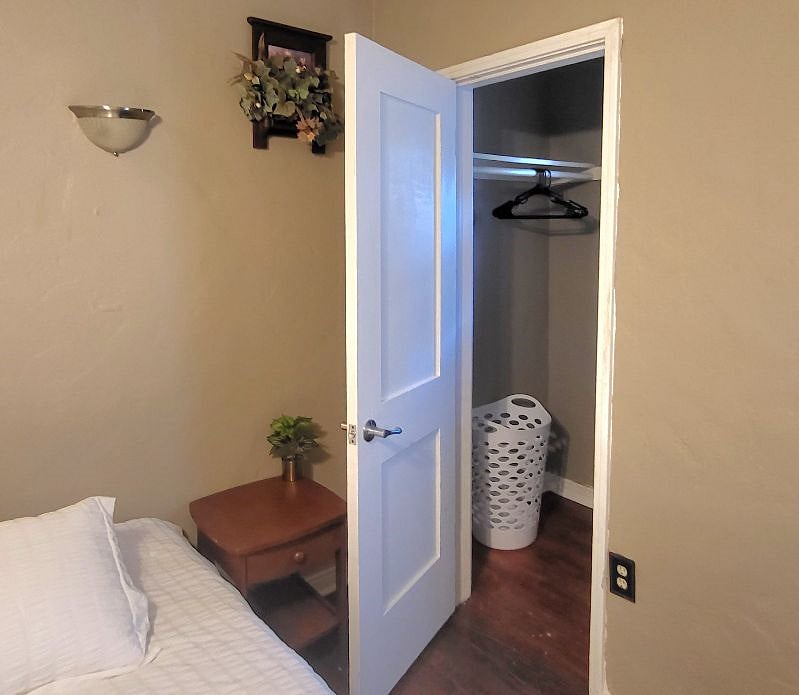 Furnished Finder property 418567_1 photo 10